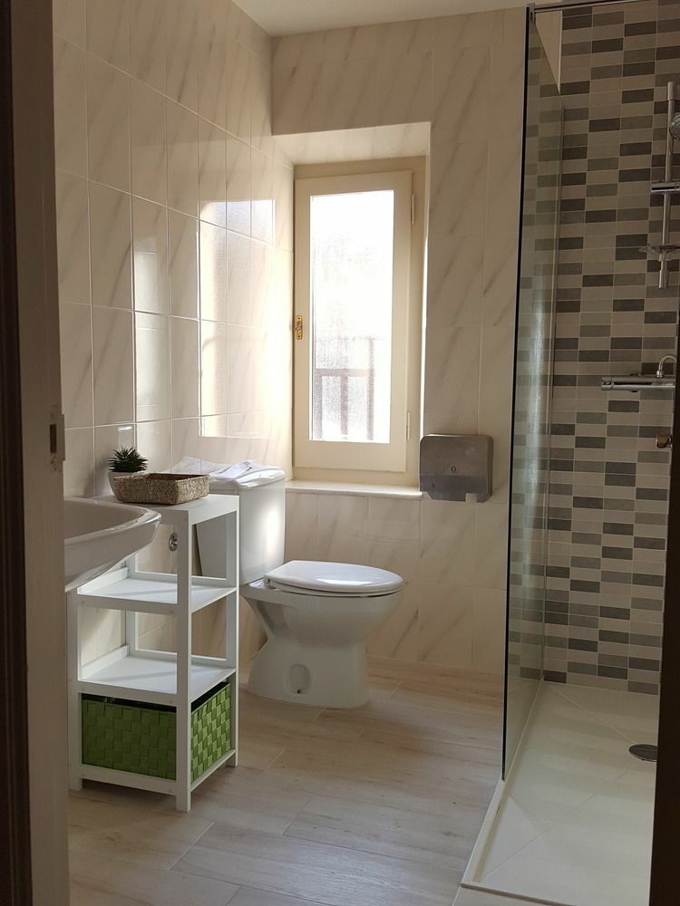 Fonda Mitja Hotel Torroella De Montgri Bagian luar foto